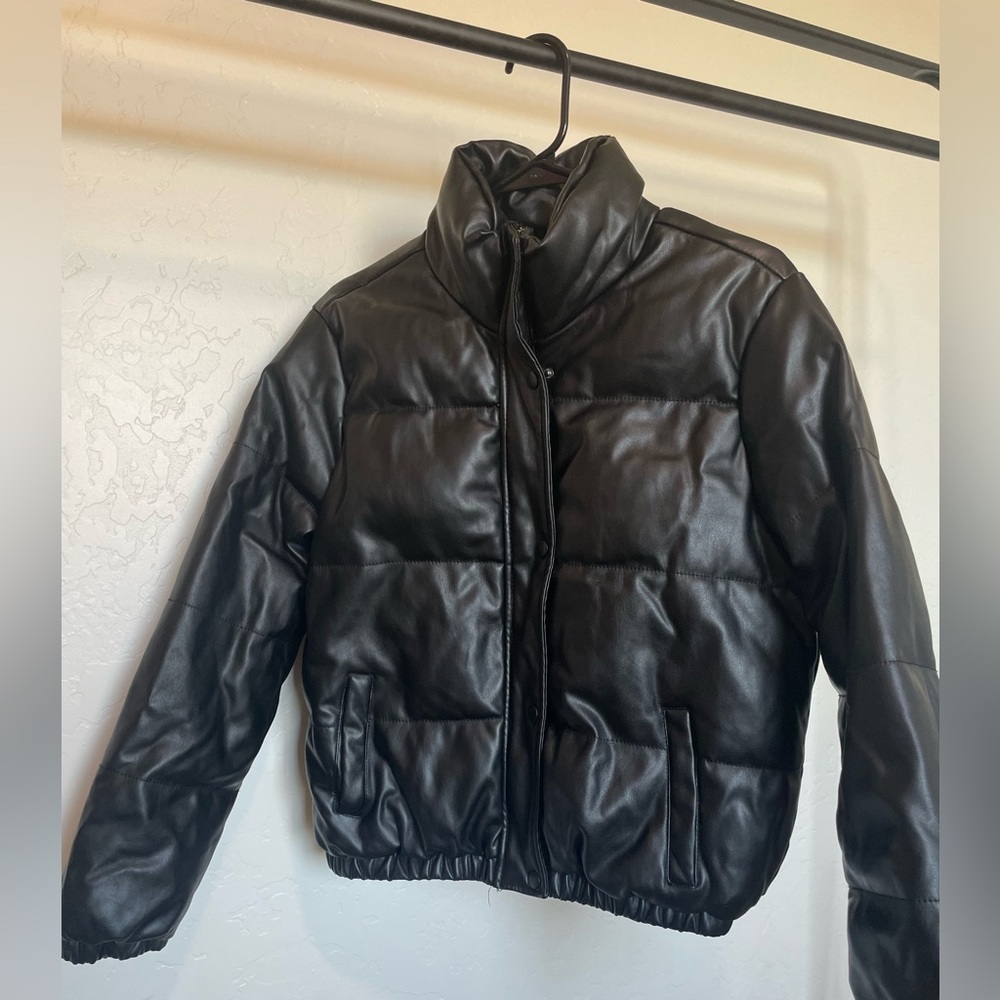 Black Puffer Crop Jacket